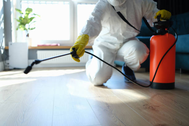 Best Commercial Pest Control Services  in Howard, WI